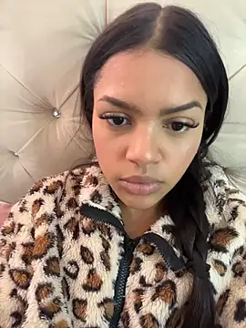 MeganHillss online show from 02.25.26