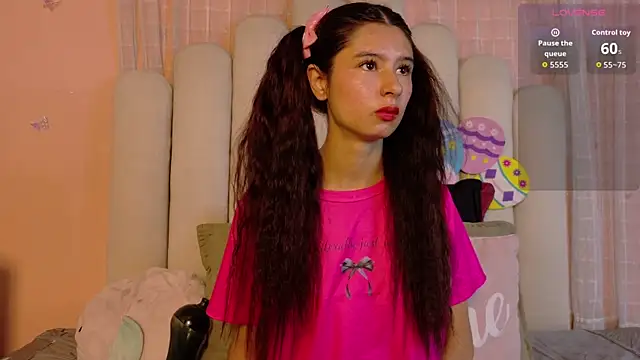 SweetRenata  online show from 07.15.26