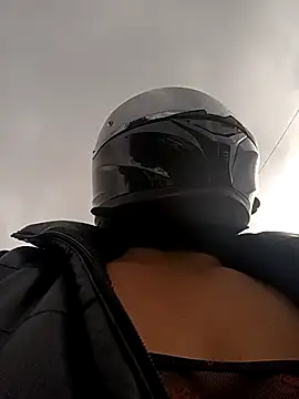 Scarlet Aura online show from 11.29.25