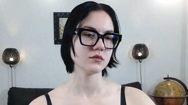 Marie Fitch online show from 11.22.25