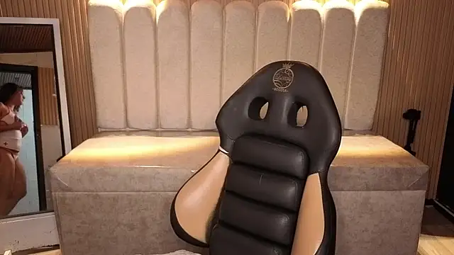 Kendall rossii  online show from 11.27.25