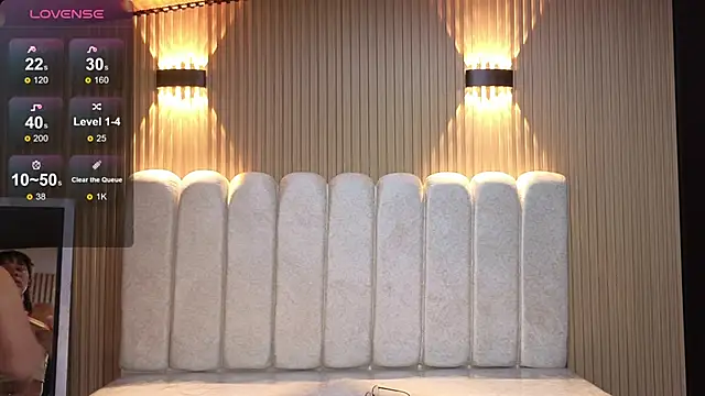 Kendall rossii  online show from 11.28.25