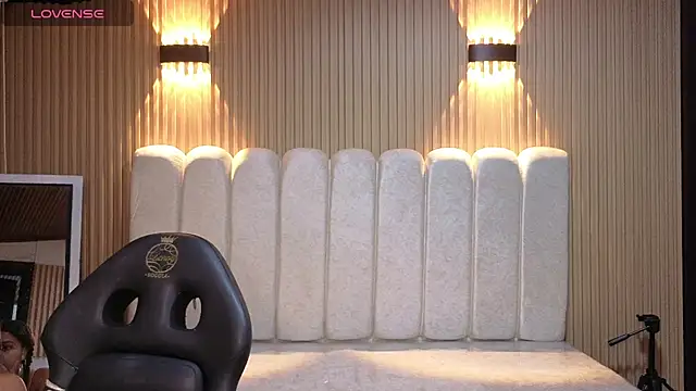 Kendall rossii  online show from 12.02.25