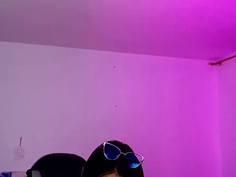 sofia  666 online show from 11.17.25