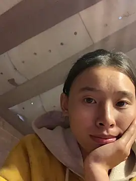 Han-han123 online show from 11.04.25