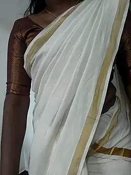 Snapshot of Tamilmallu-duskygirl03 chatting on 11.09.25 Tamilmallu-duskygirl03 online show from 11.09.25