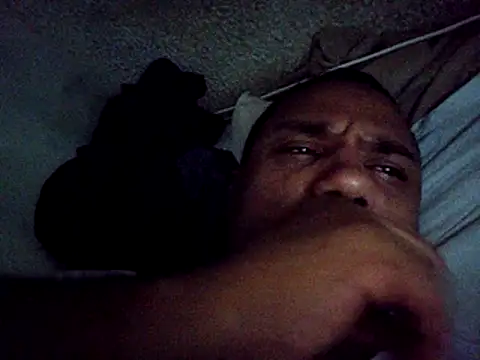 Snapshot of Mcbellorj chatting on 10.31.25 Mcbellorj online show from 10.31.25