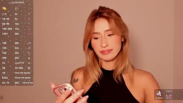 Snapshot of Ashleyroys_111 chatting on 12.13.25 Ashleyroys 111 online show from 12.13.25