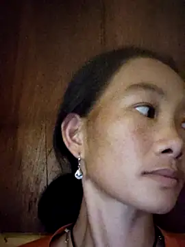 gio-thu online show from 10.08.25