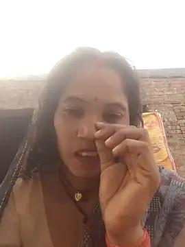 Snapshot of Cuty_tanya chatting on 10.25.25 Cuty tanya online show from 10.25.25