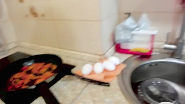 Victoria Panther online show from 12.20.25