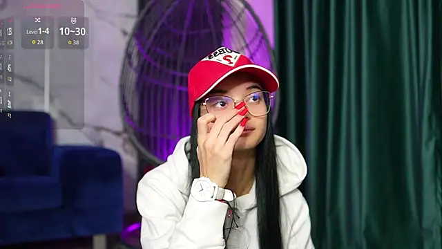 RachelRavee online show from 10.19.25