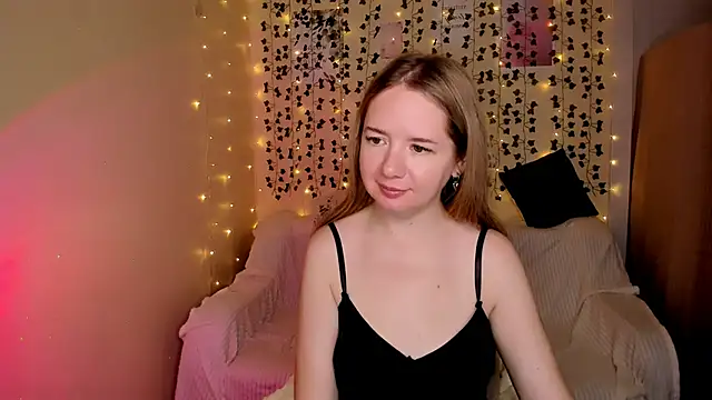 Evaa Braunn online show from 11.27.25