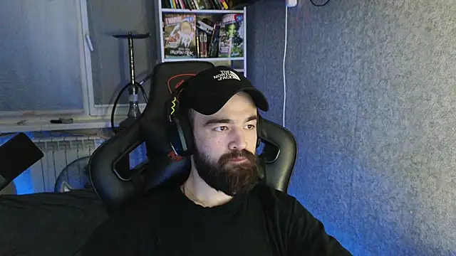 Nik Namee online show from 11.16.25