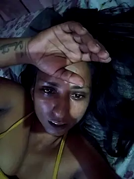 Snapshot of dreamerrrrr1 chatting on 10.23.25 dreamerrrrr1 online show from 10.23.25