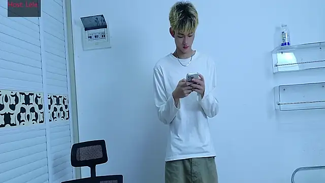 sexyboy-lele online show from 10.20.25