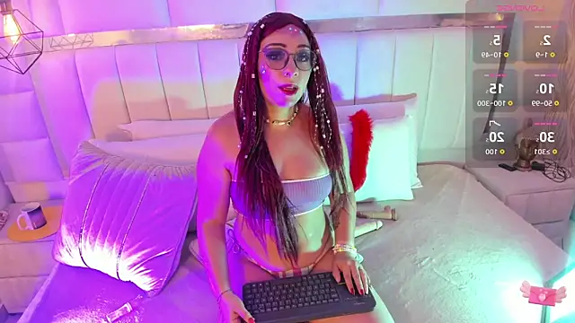  nicole moon online show from 10.31.25