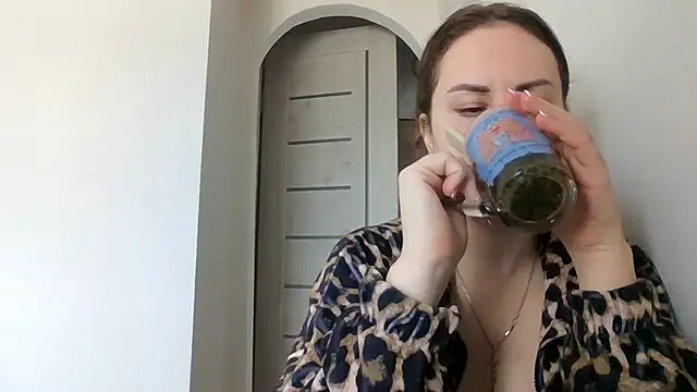 MeadowEyes online show from 03.23.26