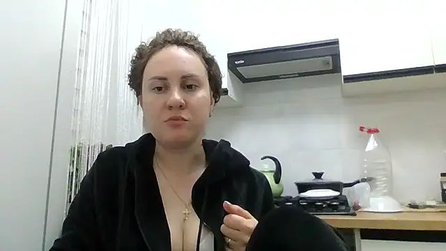 MeadowEyes online show from 05.17.26