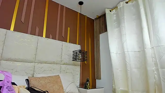 AmbarGills online show from 02.14.26