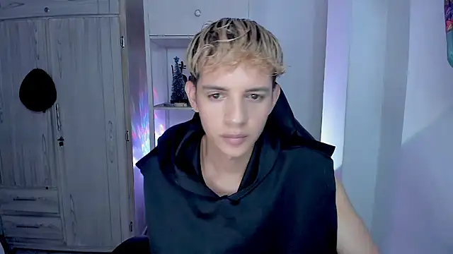 tylernova online show from 01.11.26