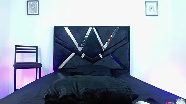 RachellLove online show from 10.11.25