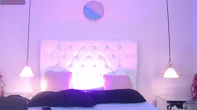 Bubbiecherry online show from 11.13.25