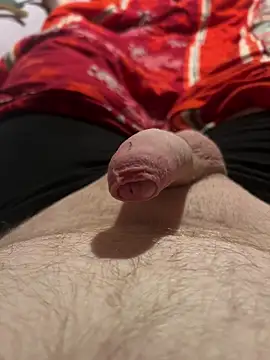 Snapshot of 28winzi chatting on 11.08.25 28winzi online show from 11.08.25