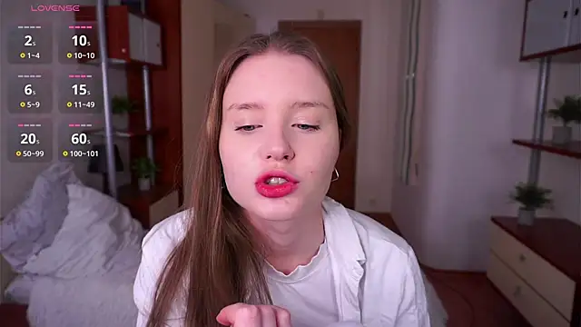 Snapshot of SunRinglein chatting on 02.01.26 SunRinglein online show from 02.01.26