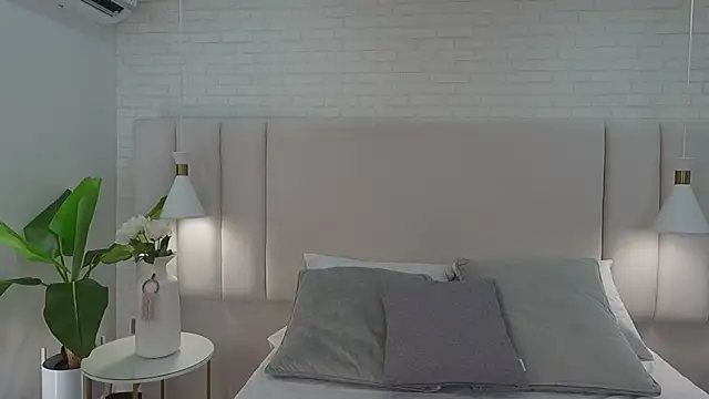 Snapshot of nina_gb chatting on 03.02.26 nina gb online show from 03.02.26