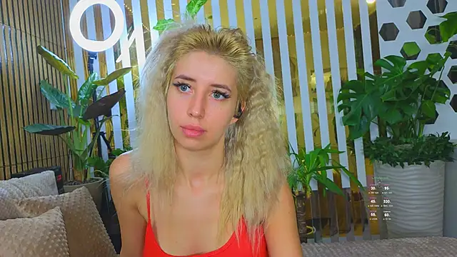 Violetttttta online show from 10.14.25