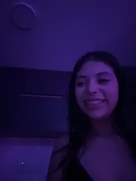 Snapshot of majo_gallego chatting on 10.18.25 majo gallego online show from 10.18.25