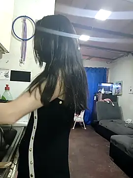 Snapshot of deseox05 chatting on 11.10.25 deseox05 online show from 11.10.25