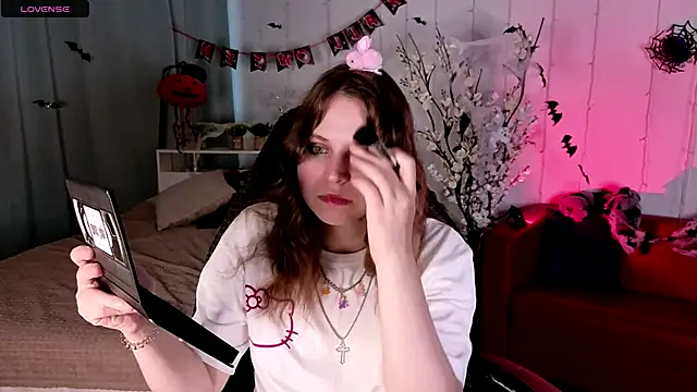 Ame Chan online show from 10.26.25