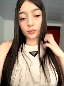   Lorelain   online show from 12.02.25