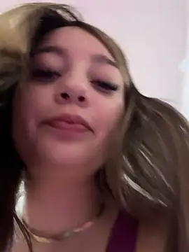   Lorelain   online show from 12.21.25