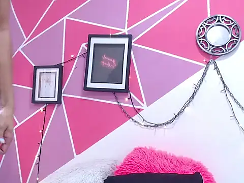 Tifany Adams online show from 10.29.25