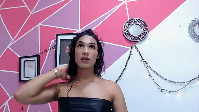 Tifany Adams online show from 11.13.25