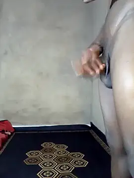 Snapshot of Sugar_DBoy chatting on 10.29.25 Sugar DBoy online show from 10.29.25