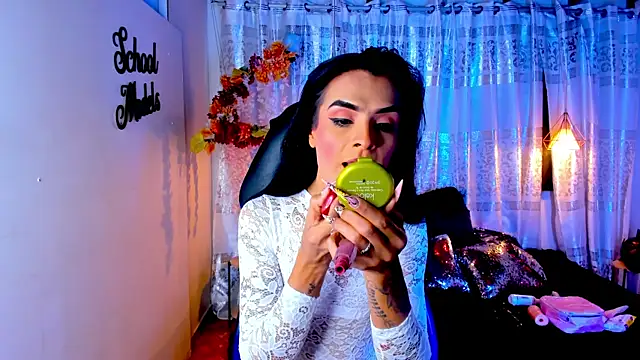 ZAMMIRA online show from 10.18.25