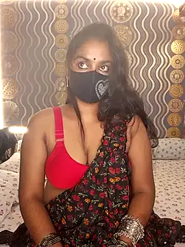 Snapshot of Sweet-Maddlina chatting on 10.12.25 Sweet-Maddlina online show from 10.12.25