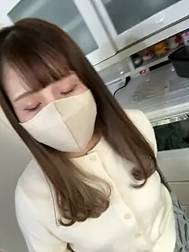 Snapshot of nikukyu_chan chatting on 11.08.25 nikukyu chan online show from 11.08.25