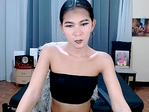 Alicia Morei online show from 10.13.25