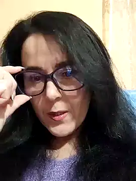 Snapshot of Amelialove42 chatting on 10.21.25 Amelialove42 online show from 10.21.25