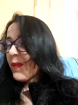 Snapshot of Amelialove42 chatting on 10.22.25 Amelialove42 online show from 10.22.25