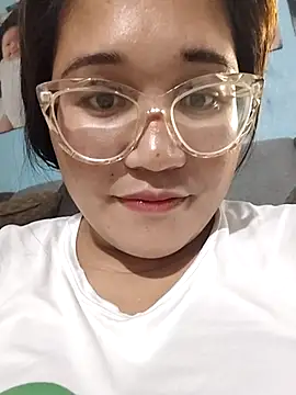 PussyCherry online show from 10.10.25