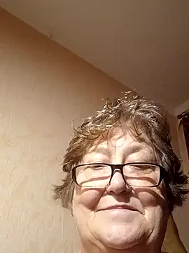 Katherine735 online show from 10.21.25