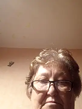 Katherine735 online show from 10.29.25