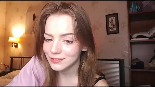 Snapshot of Olivia_Mensy chatting on 10.15.25 Olivia Mensy online show from 10.15.25