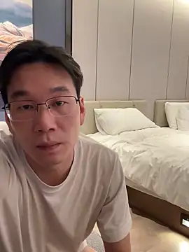 Snapshot of zhenzhen666 chatting on 11.09.25 zhenzhen666 online show from 11.09.25